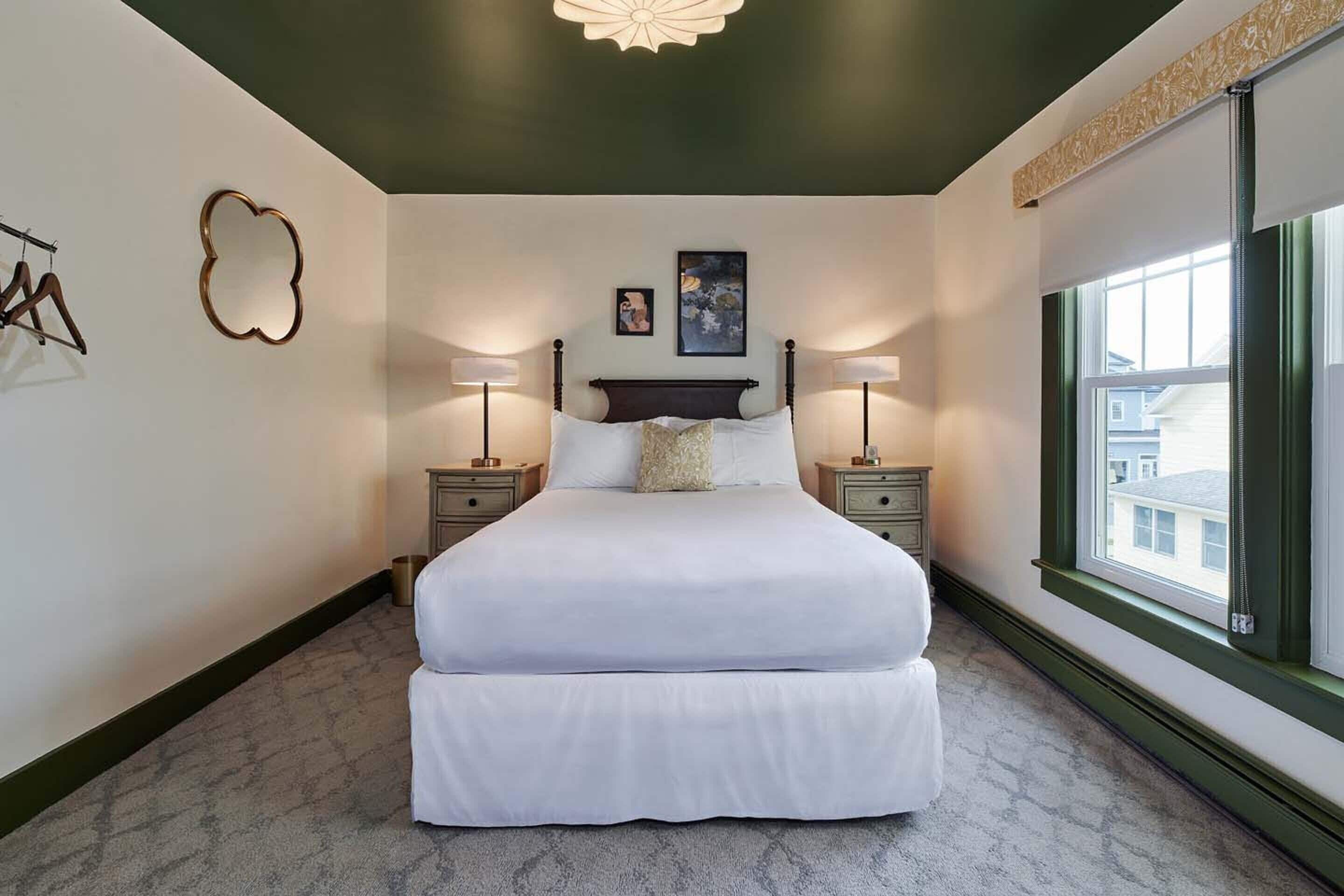 egyptian cotton sheets, premium bedding, free wifi, bed sheets