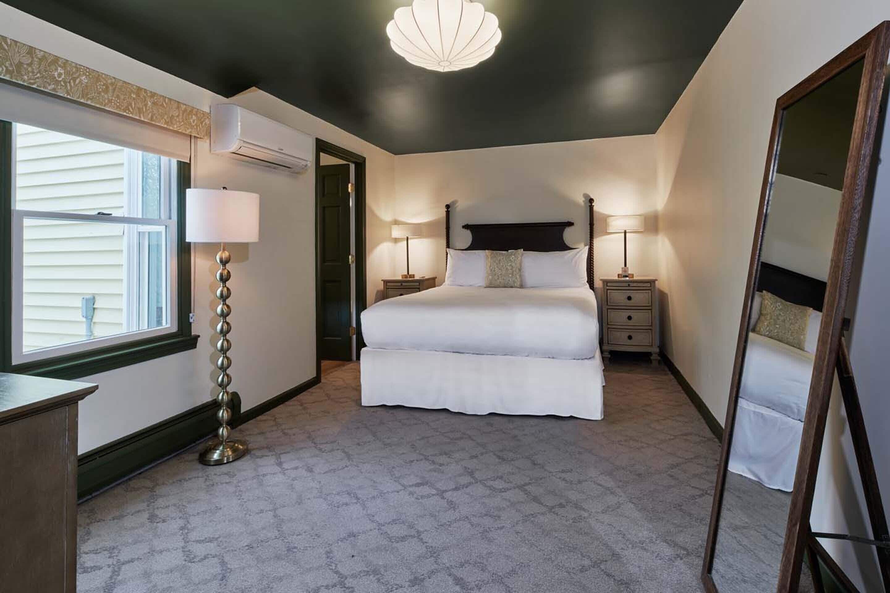 egyptian cotton sheets, premium bedding, free wifi, bed sheets