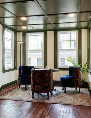 Lounge - The Whitlock (Lenox)