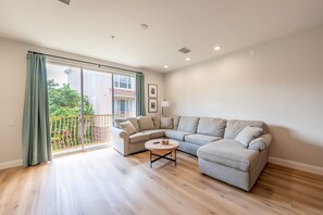 Smart TV, tavolo da calcetto