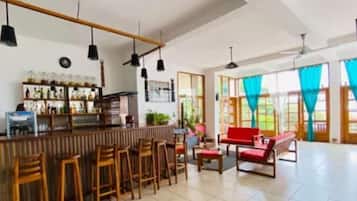 Bar (in der Unterkunft)