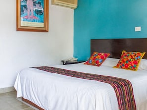 Free WiFi, bed sheets - Hotel Lacantum (Tapachula)