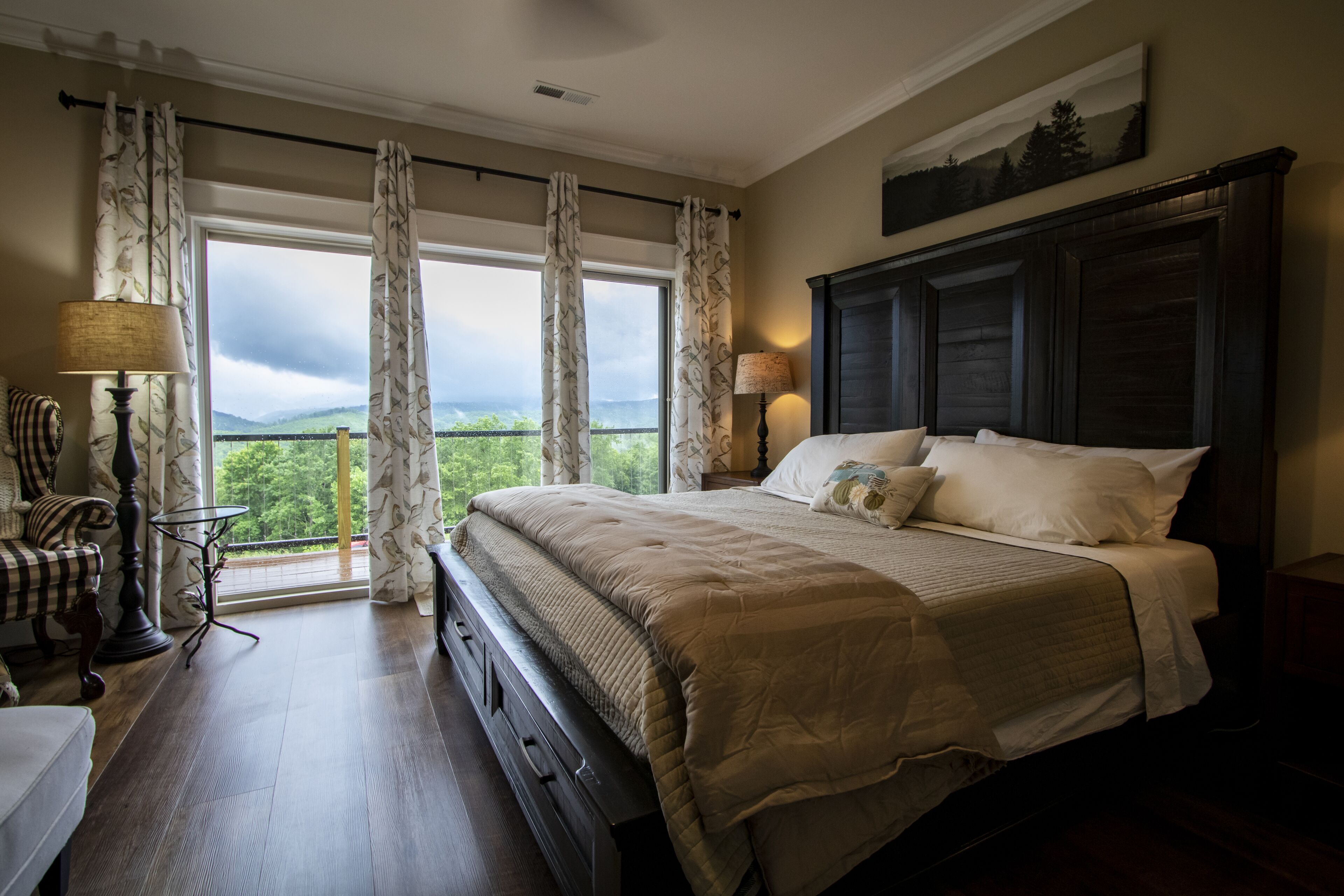 7 bedrooms, desk, iron/ironing board, free WiFi
