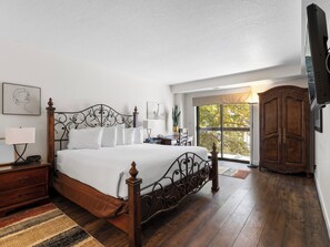 2 室のベッドルーム、デスク、アイロン / アイロン台、WiFi (無料)