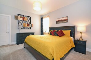 5 habitaciones, tabla de planchar con plancha, wifi y ropa de cama 