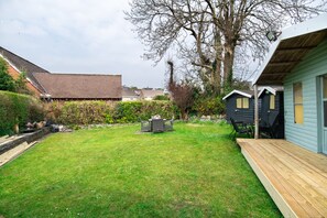 Terrace/patio - Just Stay Wales - Hadland House Mumbles (Swansea)