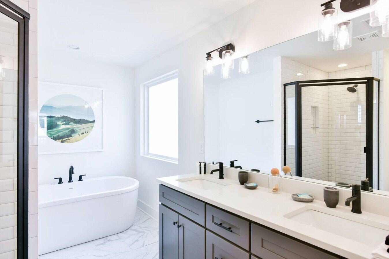 Bathtub, hair dryer