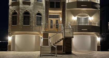 Waterfront Luxury House on the Bay - North Ocean City