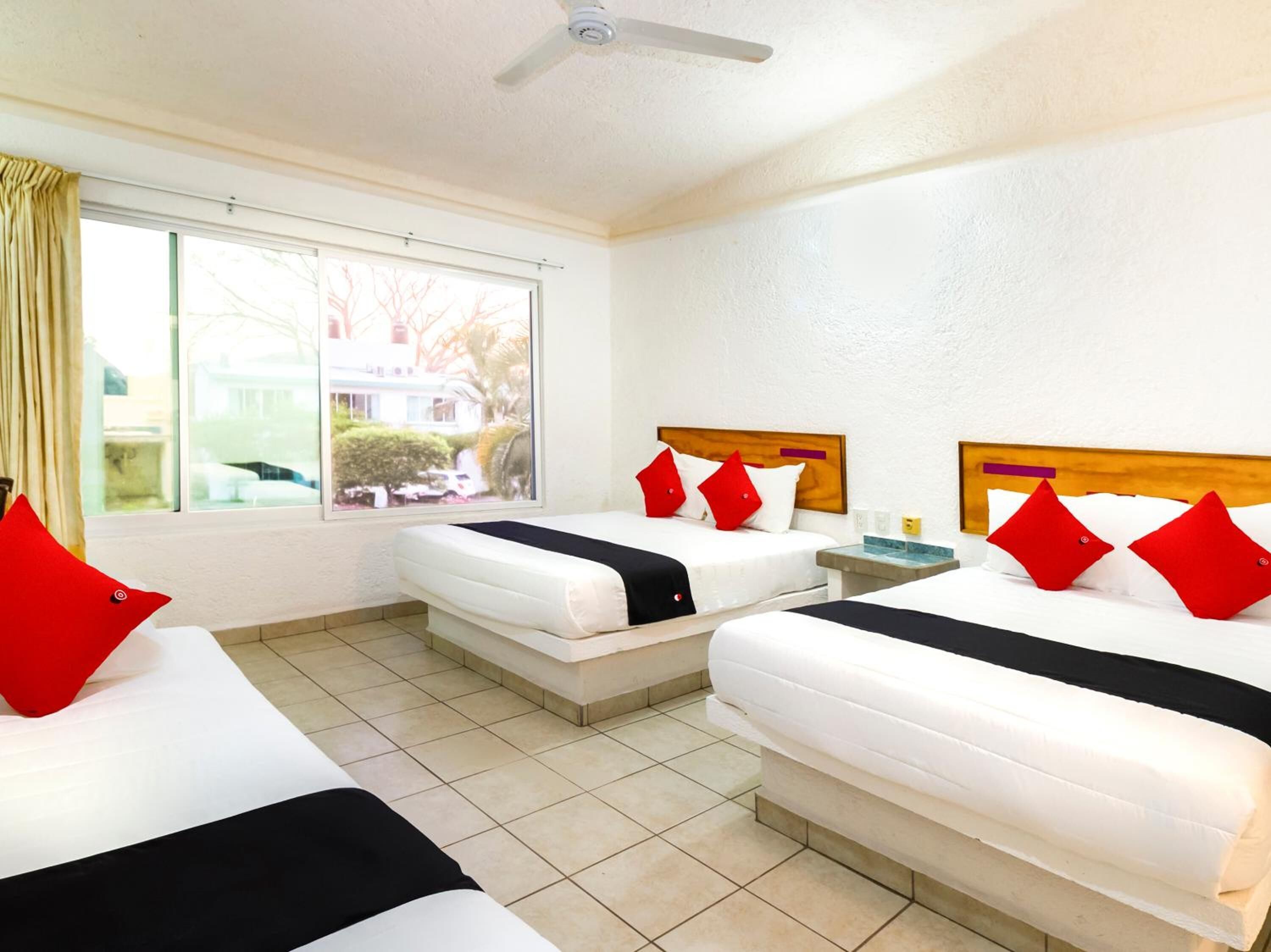 Photo - Hotel Parotas Manzanillo
