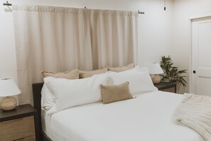 4 bedrooms, iron/ironing board, travel cot, WiFi