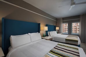 2 bedrooms, desk, iron/ironing board, WiFi