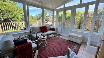 Smart TV, fireplace, table tennis, books