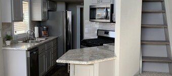 Country Chic Cottage