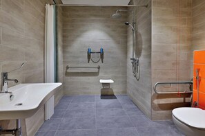 aloft, Room, 1 King Bed | Bathroom | Rainfall showerhead, free toiletries, hair dryer, soap - Aloft Al Mina Dubai (Dubai)