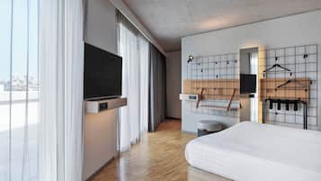 Bureau, espace de travail pour ordinateur portable, rideaux occultants