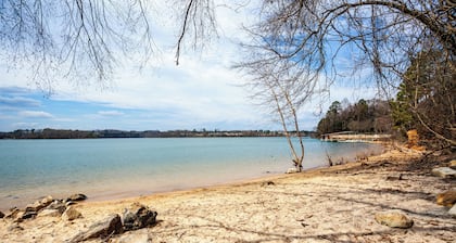 Enjoy a Slice of Heaven at the Clemson Dike!