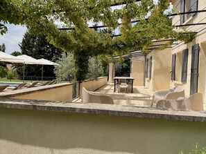 Outdoor dining - Villa "La Farniente" (Aubignan)