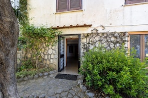 Dettaglio esterni