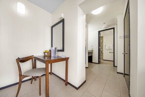 Unclassified image, 2 of 13, button - Lovely One Bedroom Unit on SPI + Infinity Pool (South Padre Island)