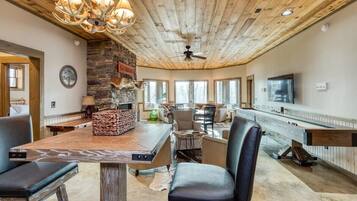 TV, fireplace, offices