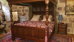 5 多间卧室、熨斗/熨衣板、免费 WiFi、床单