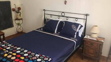 3 dormitorios, tabla de planchar con plancha, wifi y ropa de cama