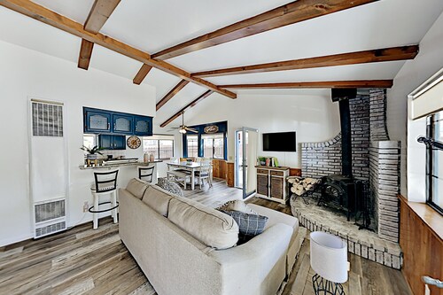 ❤UpdatedCabin with ★FirePlace★HotTub★BBQ★EVCharger★Boardgames❤Arcade🕹Firepit