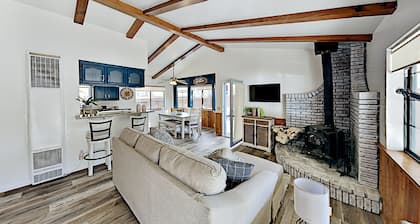 ❤UpdatedCabin with ★FirePlace★HotTub★BBQ★EVCharger★Boardgames❤Arcade🕹Firepit