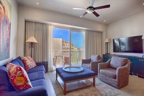 TV - Romantic Zone 1BR w/ Pools, Gym + Balcony (Puerto Vallarta)