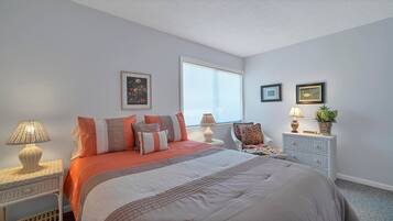 3 chambres, fer et planche à repasser, Wi-Fi gratuit, draps fournis