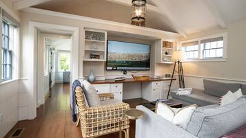 Smart-TV, Musikbibliothek, Stereoanlage