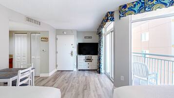 Ferros/tábuas de passar roupa, Wi-Fi, roupa de cama