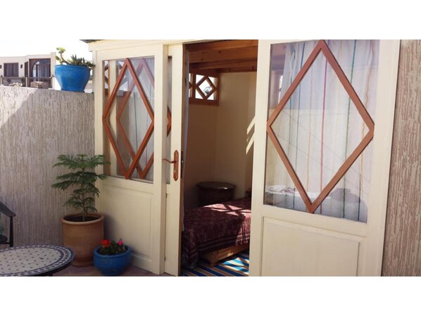 Property grounds - We look forward to welcoming you to our home (Essaouira)