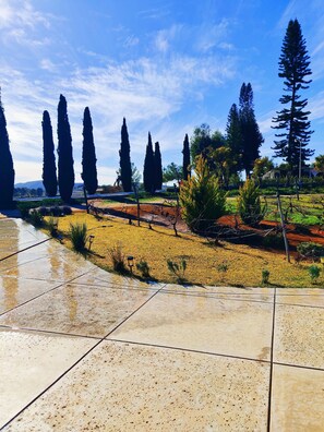Jardines del alojamiento