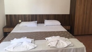 Room - Room-elite Apartments is Located in the (Pomorie)