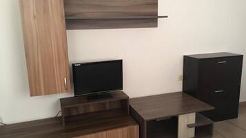Room, 1 Bedroom, Smoking, Balcony | Interior