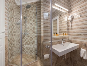House, 1 Bedroom, Smoking, Private Pool | Bathroom | Towels - Marina Sands Bijou Boutique is an Excell (Nessebar)