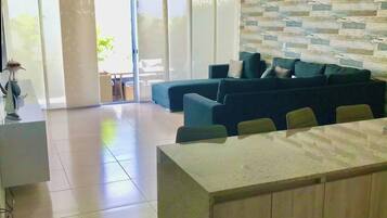 Departamento, 3 habitaciones, con acceso para personas discapacitadas, balcón | Interior