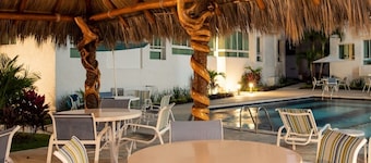 Beautiful Apartment With Pool, gym and Beach Just 80 Meters Walk, Fully Equipped