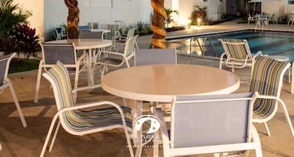 Beautiful Apartment With Pool, gym and Beach Just 80 Meters Walk, Fully Equipped