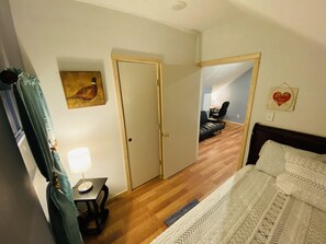 2 bedrooms, iron/ironing board, WiFi, bed sheets - Ark house in the farm (Willis)