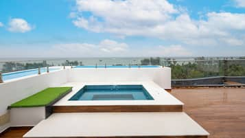 Penthouse, Beach View | Terrace/patio