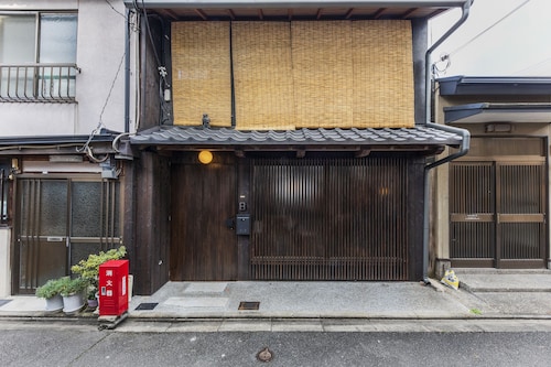 施設の正面