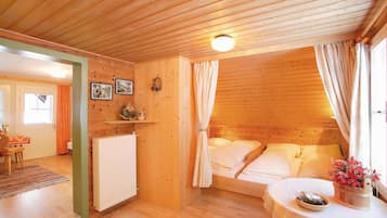 2 habitaciones y ropa de cama