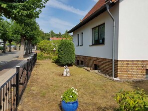 Property grounds - Dünengras detached, 300 m BEACH, whirlpool, WLAN - Holiday home Dünengras (Koserow)