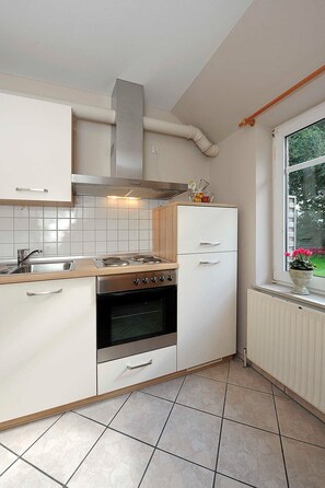 Køleskab, ovn, opvaskemaskine