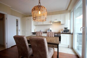 Imagen sin descripción, 3 de 9, botón