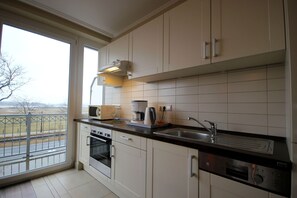 Køleskab, mikrobølgeovn, ovn, opvaskemaskine