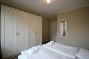 Unclassified image, 4 of 9, button