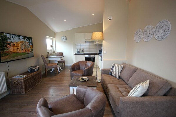 Unclassified image, 1 of 8, button